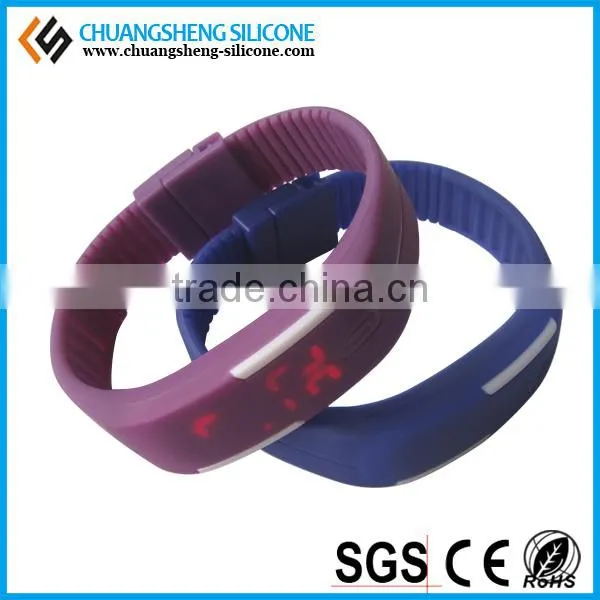 Factory Price LED Figures Display Silicone Wristband photo-3