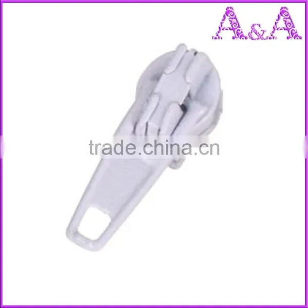 HOT-SELLING Electroplate Nylon Zipper Slider Camera Slider for Different Style
