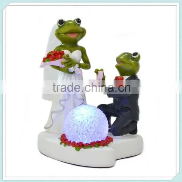 Resin Frogs Bride Wedding Couple Figurine With LED Light