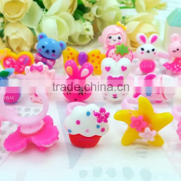 Cute Babies Wear Many Types Plastic Rings for Girls photo-3