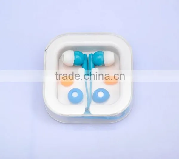 In-ear Wired Earphone With Square Plastic Box photo-6