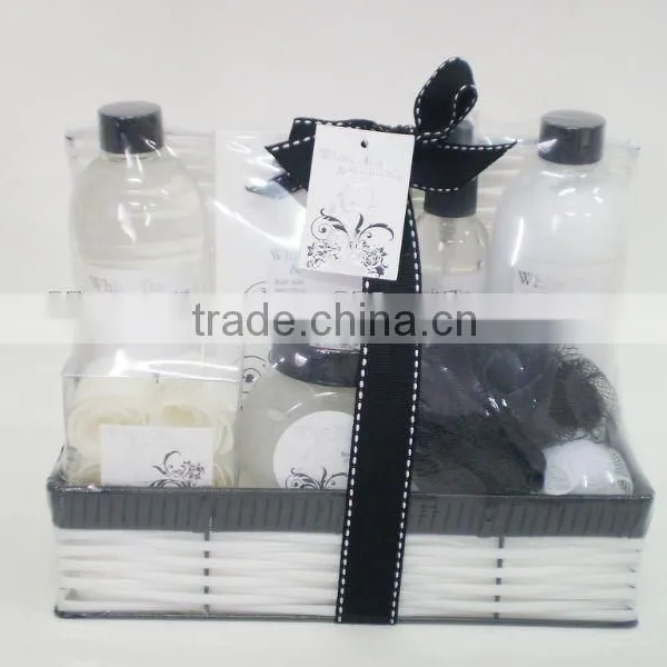 Nice Bath Body Works Gift Basket