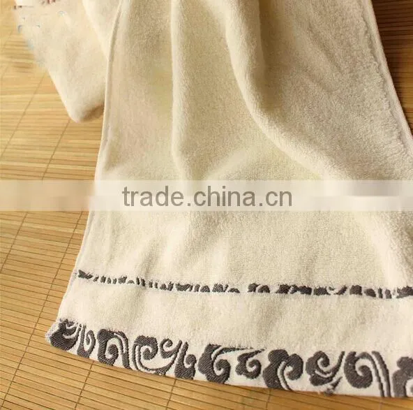 Fashion Jacquard Design Adults Towel photo-5