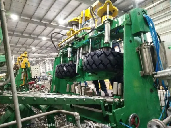 Tire Curing Press for Tire Vulcanization