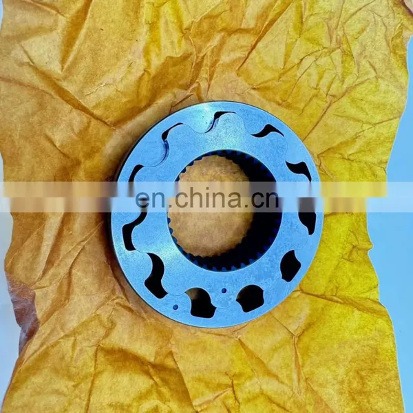 Agricultural Diesel Engine Spare Parts for Kubota V3800 Oil Pump1C010-35070 Oil Transfer Pump1C01035070 photo-2