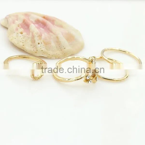 Fashion Latest Gold Finger Multiple Engagement Ring Set for Women photo-3