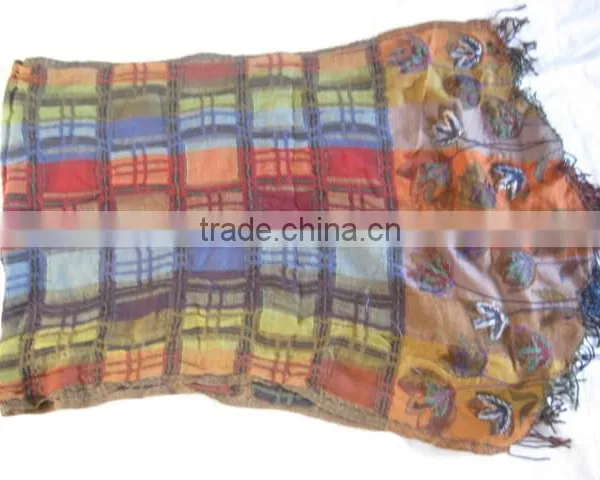 EMBRODARY 100% WOOL STOLE photo-2