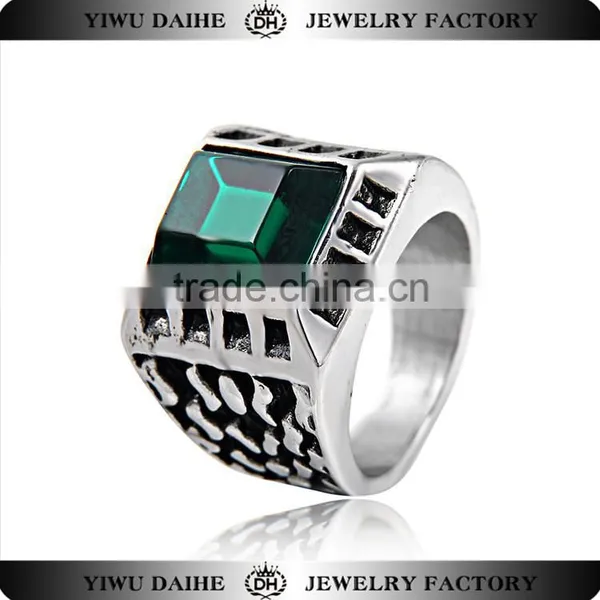 Big Green Crystal Stone Design White K Plated Stainless Steel Ring