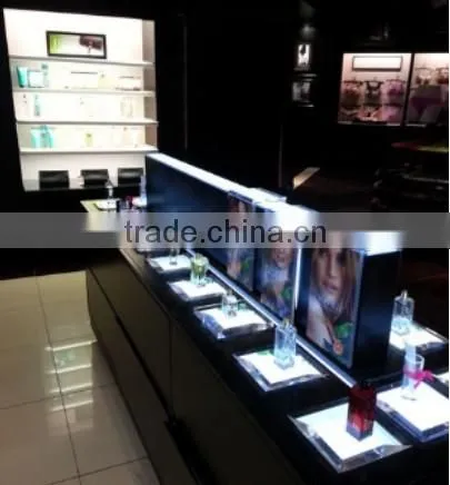 Russia Acrylic Lit Panel Store Display Panel Vitrine Display Panel photo-3