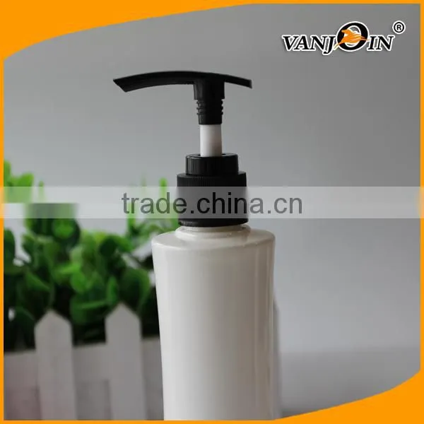 200ml Waist Shaped White Lotion Bottle With Black Pump photo-5