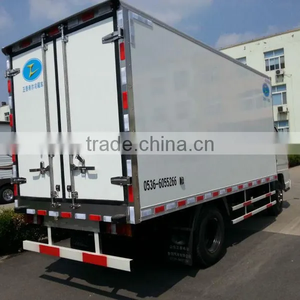 mini van truck/mini freezer box truck/refrigerator car refrigerated truck van