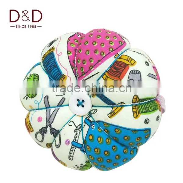 D&D Pumpkin Fabric Needles Pin Cushion Sewing With Elastic Wrist Belt photo-3