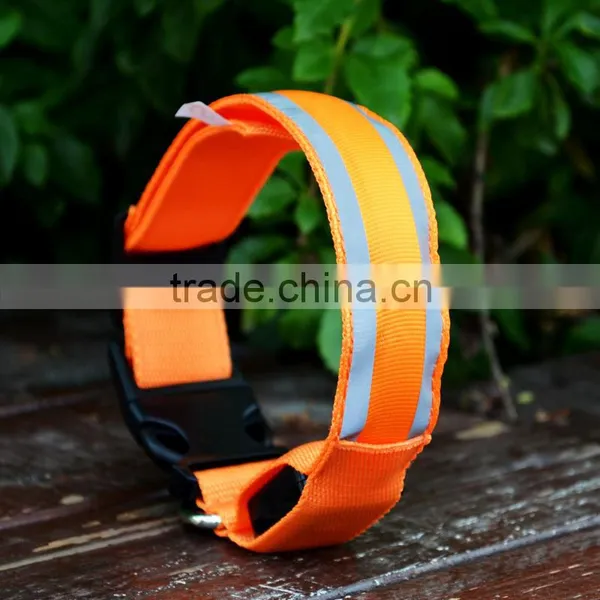 Yl67 Newest Reflective Stripe Dog Collar LED Flash Dog Collar photo-2