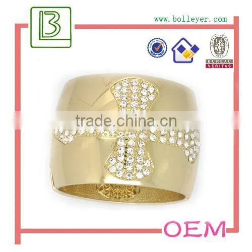 Diamond Studded Gold Jewellery Bangles photo-2