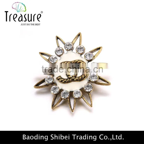 2015 Latest New Model Famous Brand Imitation Flower Shape Trendy Best Price Brooch Wholesale photo-2
