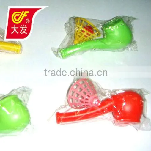 Toy (tobacco) Pipe With Ball