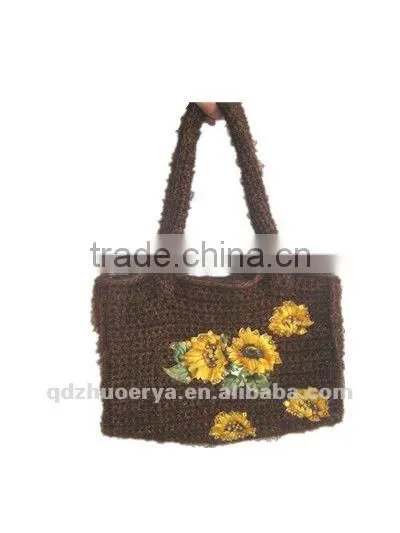 Handbag Made of Kyrie Yarn