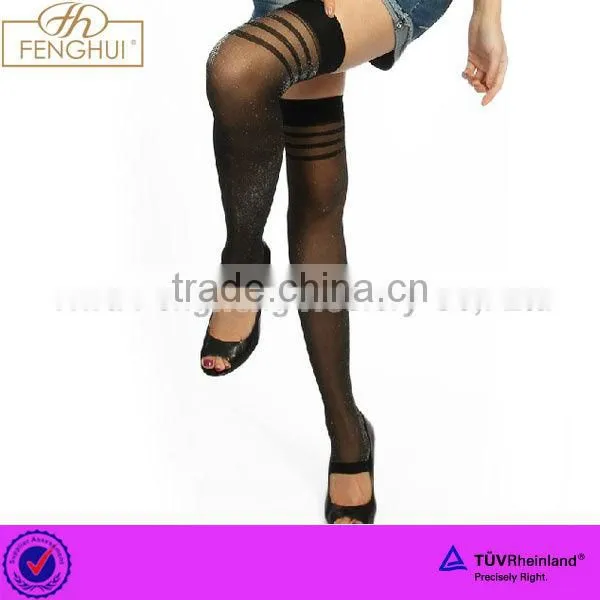S0009 Yiwu Fenghui Hot Sale Ladies Sexy Lace Dazzle Bright Silver Hot Fishnet Stockings