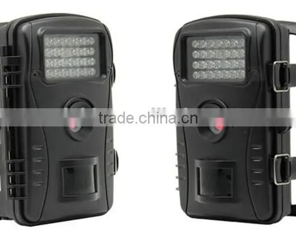 2.4INCH TFT LCD 12Mega Pixel HD 720P@30FPS Hunting Trail Camera Waterproof IP54 With PIR Triggering Recording & Capturing Mode