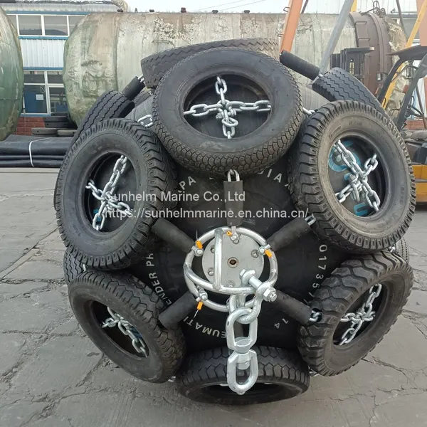 ISO 17357 Certificated by DNV.GL High Quality Yokohama Type Pneumatic Rubber Fenders photo-3