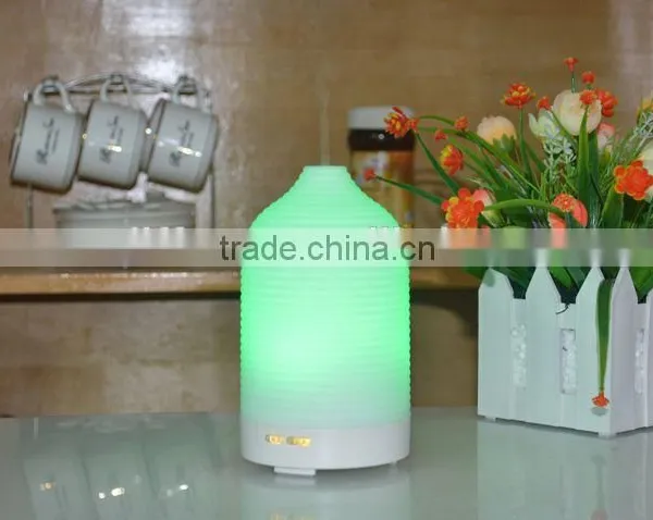 Wholesale 100ml Essential Oil Diffusers Ultrasonic Aroma Diffuser and Humidifier From Manufacturer photo-3