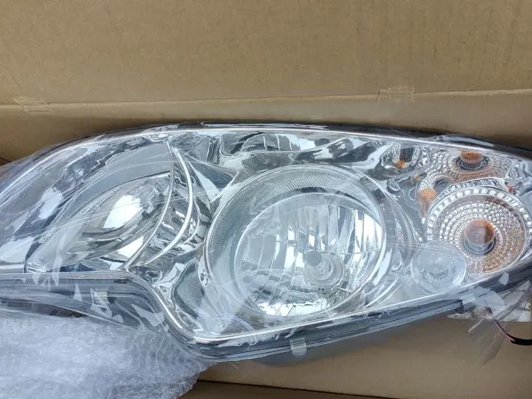 37ERS-72100 37ERS-72200 Higer Bus Light Bus Auto Lamp Headlight photo-6