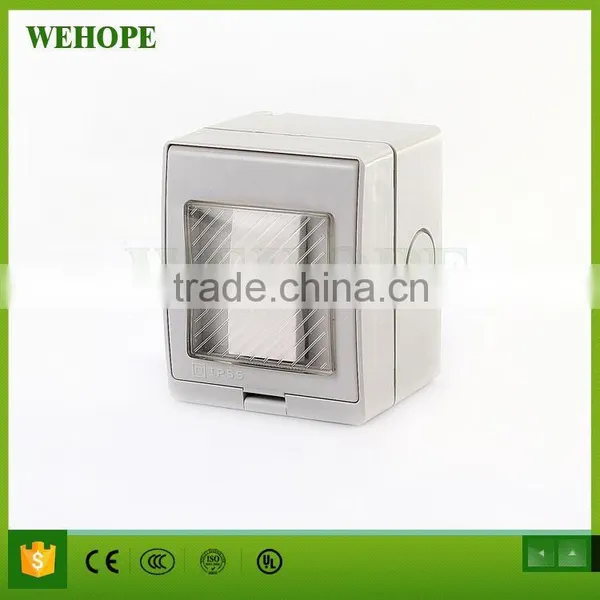 New Type Favorable Price Waterproof Floor Socket