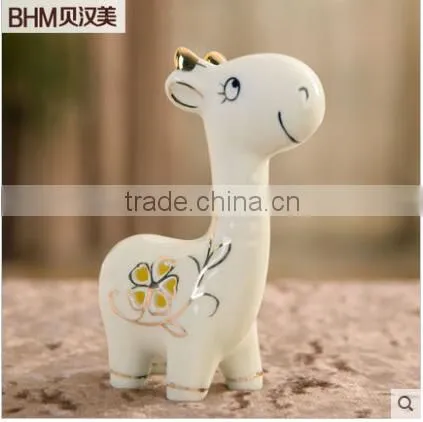 Loverly Hollow Out Gold Gild Ceramic Caft Deer Animal Decoration for Gifts photo-3