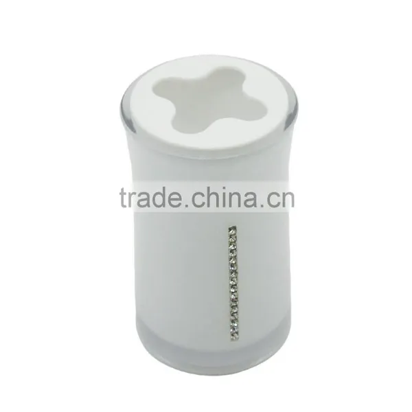 White Toothpaste and Toothbrush Holder photo-2