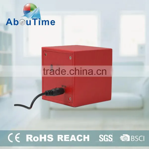 2016 New Red Design Usb Square Led Wooden Clock photo-4