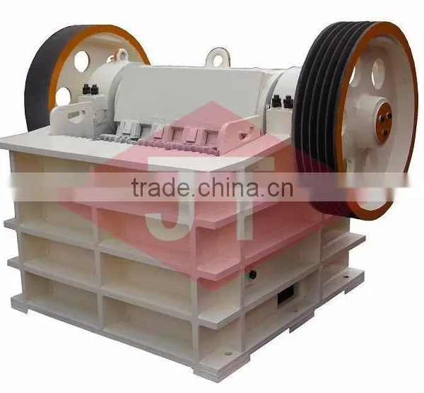 Stone Jaw Crusher Machine in Stock photo-5