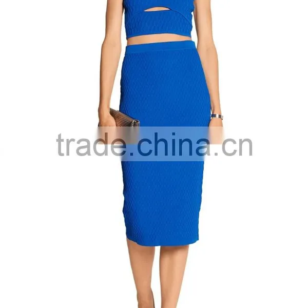 Sexy Designed Deep V-Neck Plain Blue Sweater Crop Top for Ladies photo-2