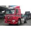 SINOTRUK HOWO 336hp Prime Mover Truck in Red , Unloading Diesel 4x2 Trucks