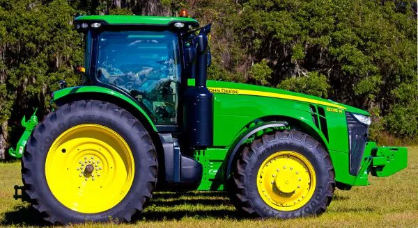 4x4 Agricultural Farm Tractor 180hp WHEELED Strong Engine