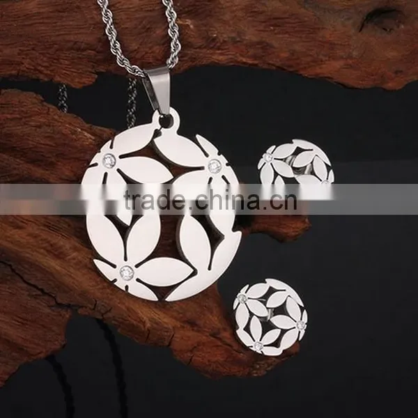 Stainless Steel Hawaiian Flower Costume Jewelry Set photo-4
