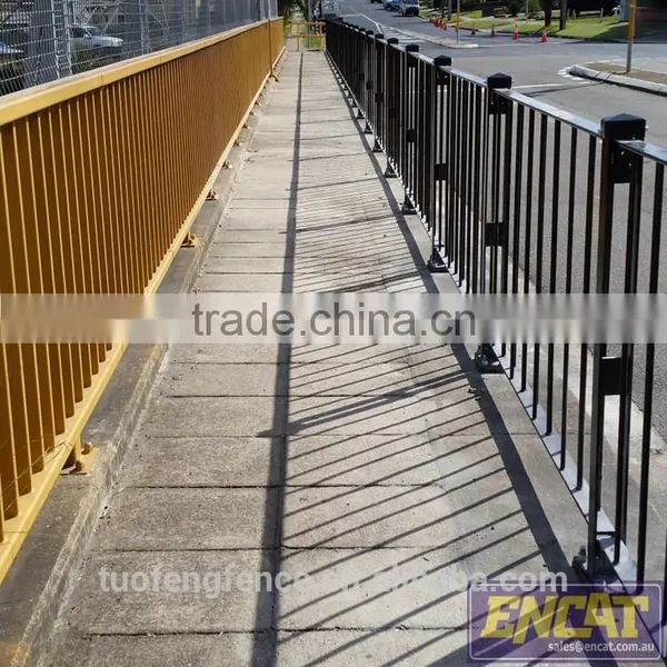 Custom Height and Colors and Easy Installation Pedestrian Fences and Barriers photo-4