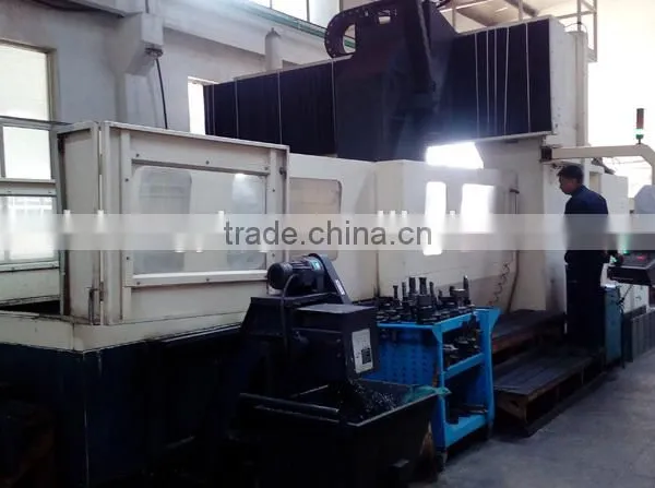HR 1I-15 Fully Automatic Rotary Roll-fed and Roll Gluing Hot Melt Bottle Labeling Machine 008 photo-3