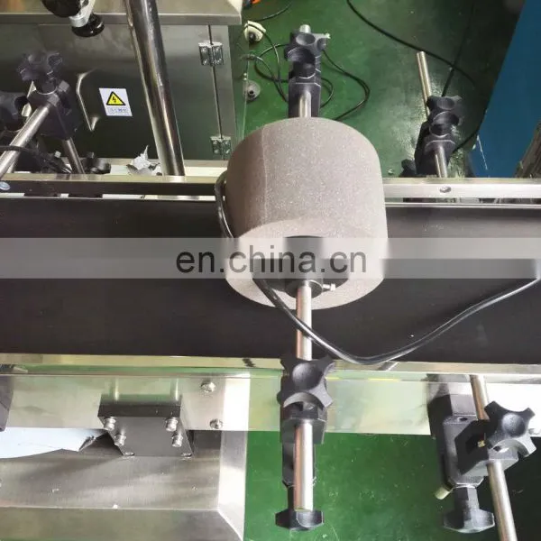 Automatic Top Side Plane Labeling Machine photo-2