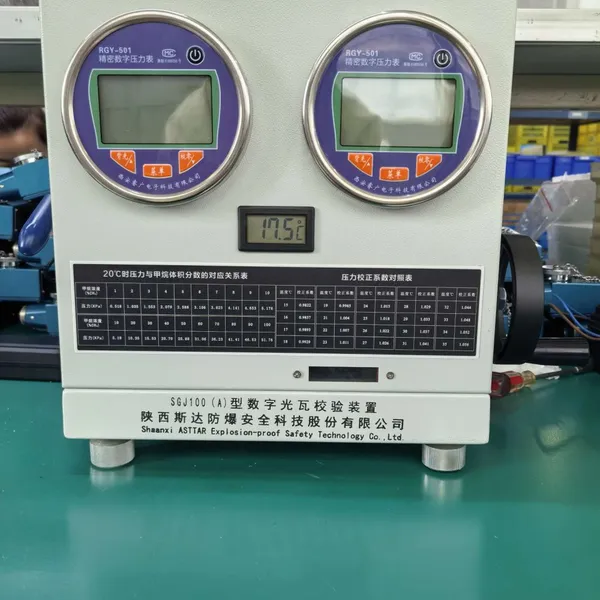 Dispositivo de calibración digital portátil SGJ100(A) Fuente de presión microestándar 0-60kPa Calibrador de instrumentos de medición