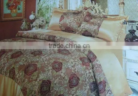 Red Rose Floral Polyester Satin 4 Piece Bedding Comforter Set