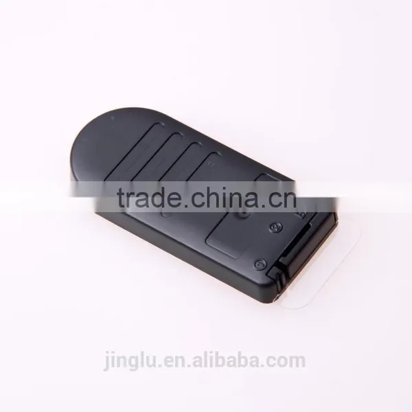 Battery Grip for Nikon D7000 as MB-D11 + 2 Battery Holders + ML-L3 photo-6