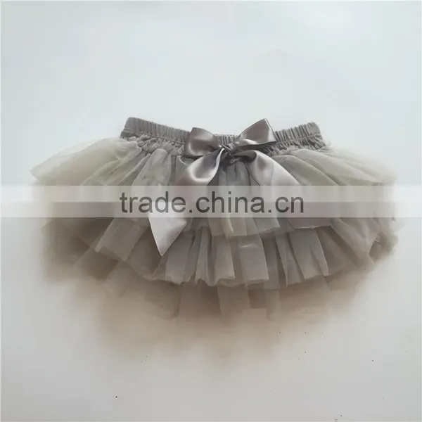 Kaiya Latest Chiffon Cotton Solid Colors Wholesale Baby Ruffle Bloomers photo-4