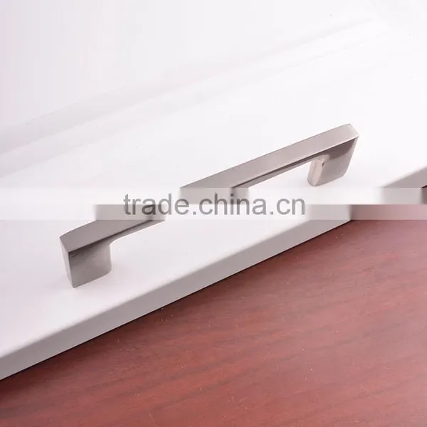 Hot Sale Multi-functiona Zinc Alloy Kitchen Pull Handles Furniture Hardware Accessories for Dresser Wardrobes photo-6