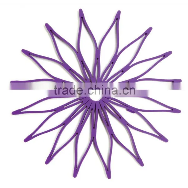 Multi-use Flower-shaped Trivet Table Decoration Table Pad photo-2