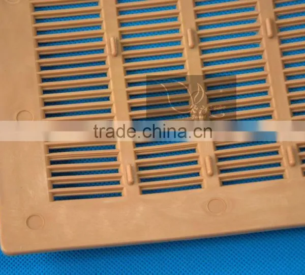 Hot Sale Beekeeping Tools Propolis Collecting 10 Frame Propolis Trap Rubber Propolis Collector photo-2