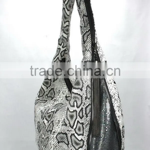 New Model Metal Chain Ornament Snake Skin Fashion Ladies Handbag