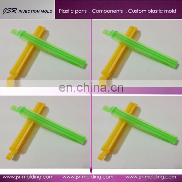 Mass Produce Different Types of Small Plastic Retaining Spring Clip Made in China