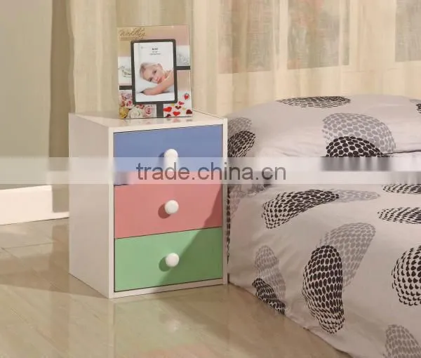Wooden bedstand