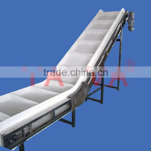 Incline Belt Conveyor With Hopper and Discharge Chute photo-4