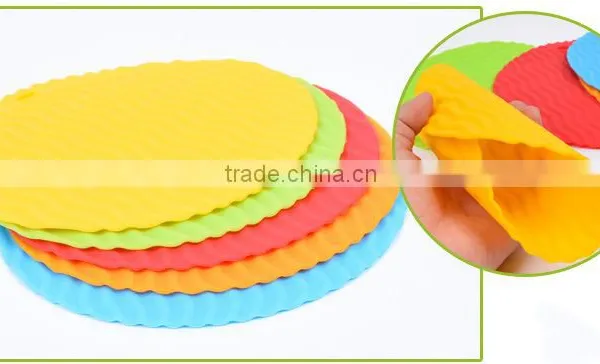 Heat Resistant Non-slip Place Mat Silicone Pot Holder photo-5